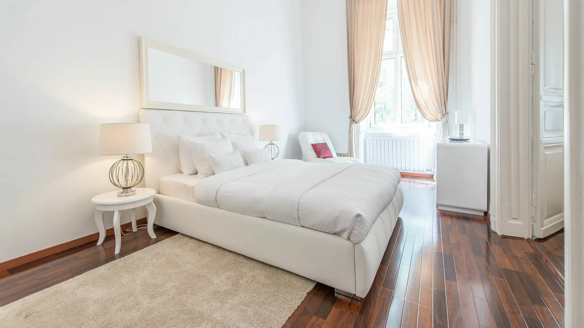 Oasis Apartments - Liszt Ferenc Square Budapešť