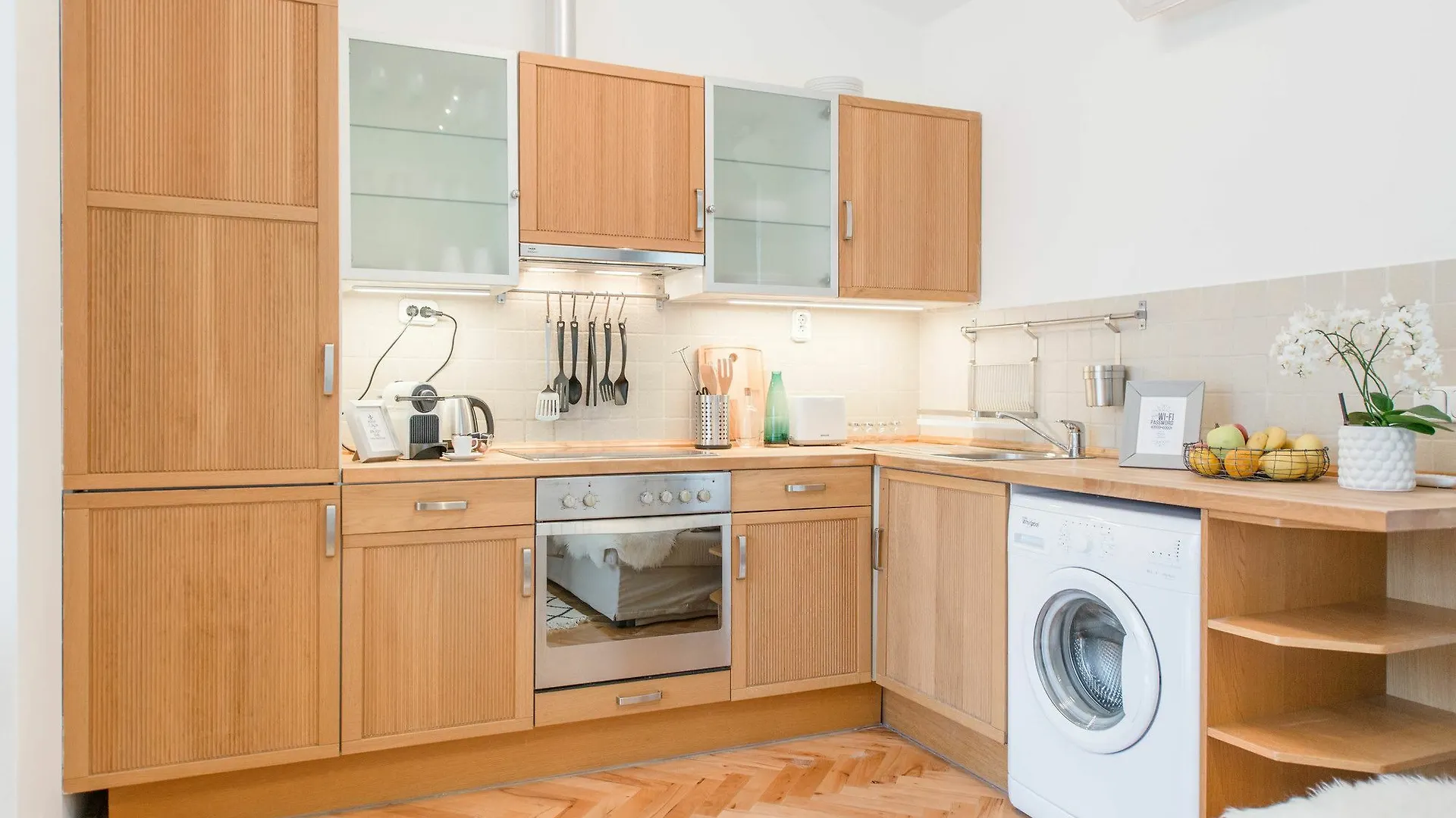 Oasis Apartments - Liszt Ferenc Square Budapest