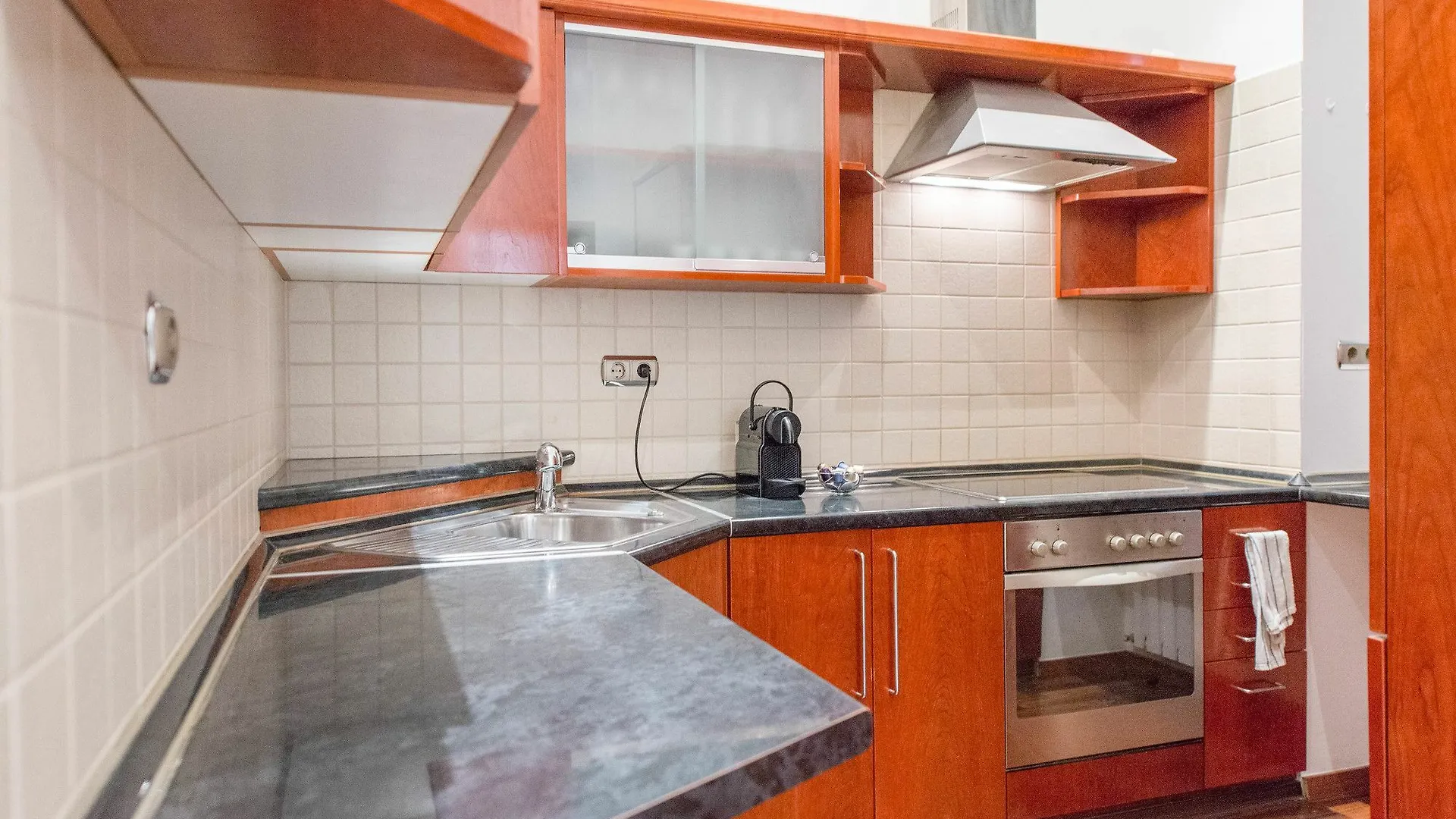 Oasis Apartments - Liszt Ferenc Square Budapest Hungary