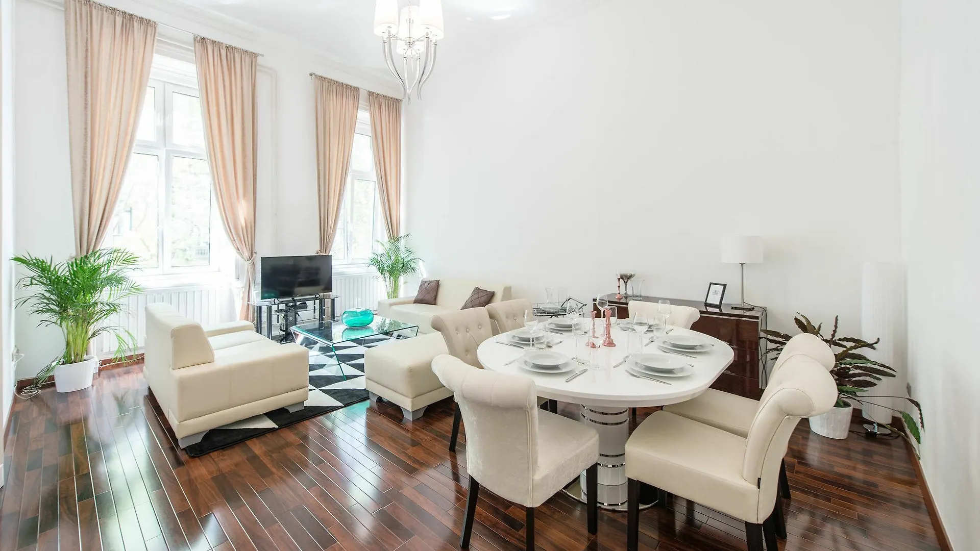Oasis Apartments - Liszt Ferenc Square Budapest